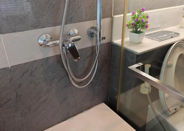 Modern 2br-3 Mins Walking Distance To Bts Thonglor Бангкок
