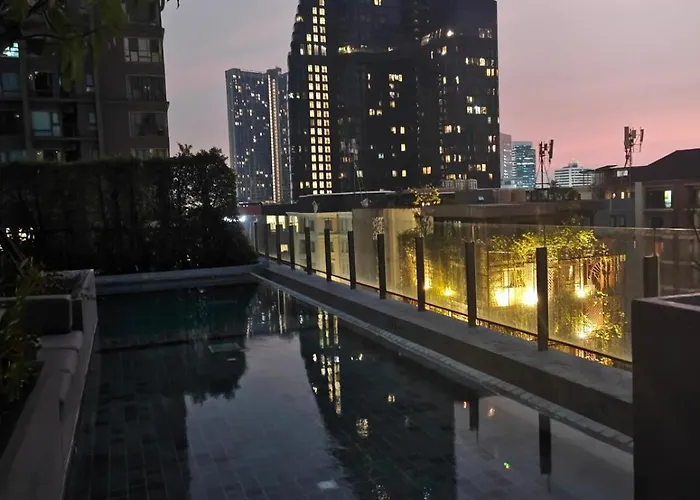 Апартаменты Modern 2br-3 Mins Walking Distance To Bts Thonglor