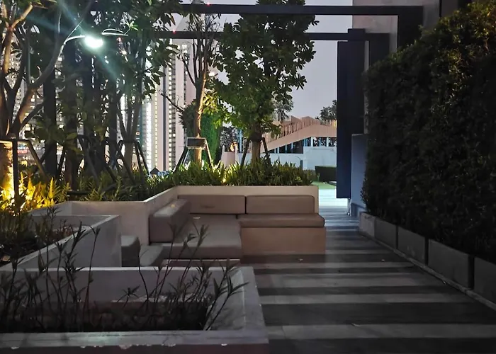 Modern 2br-3 Mins Walking Distance To Bts Thonglor Апартаменты