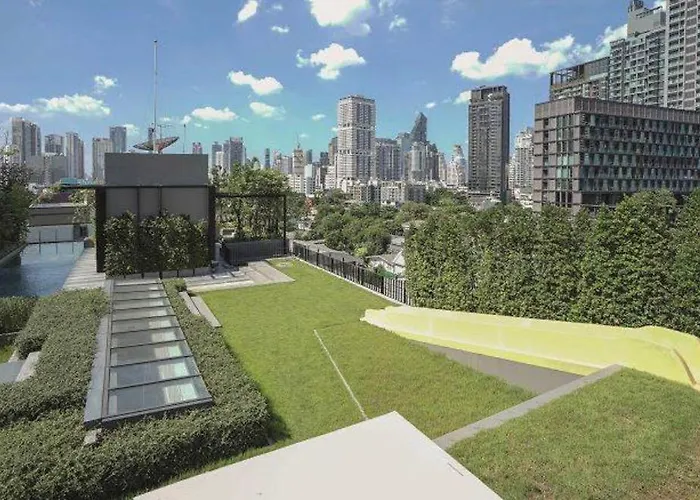 Апартаменты Modern 2br-3 Mins Walking Distance To Bts Thonglor